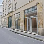 Splendid Apartment Quartier Palais Royal Free Netflix