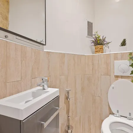 Apartment Splendid Quartier Palais Royal Free Netflix Paris